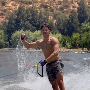 Font Sticks Rare Trick Skiing 900